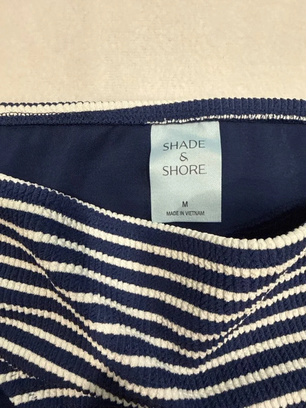 Shade & Shore MEDIUM 8-10 Navy Blue & White striped Swimsuit bottoms NEW